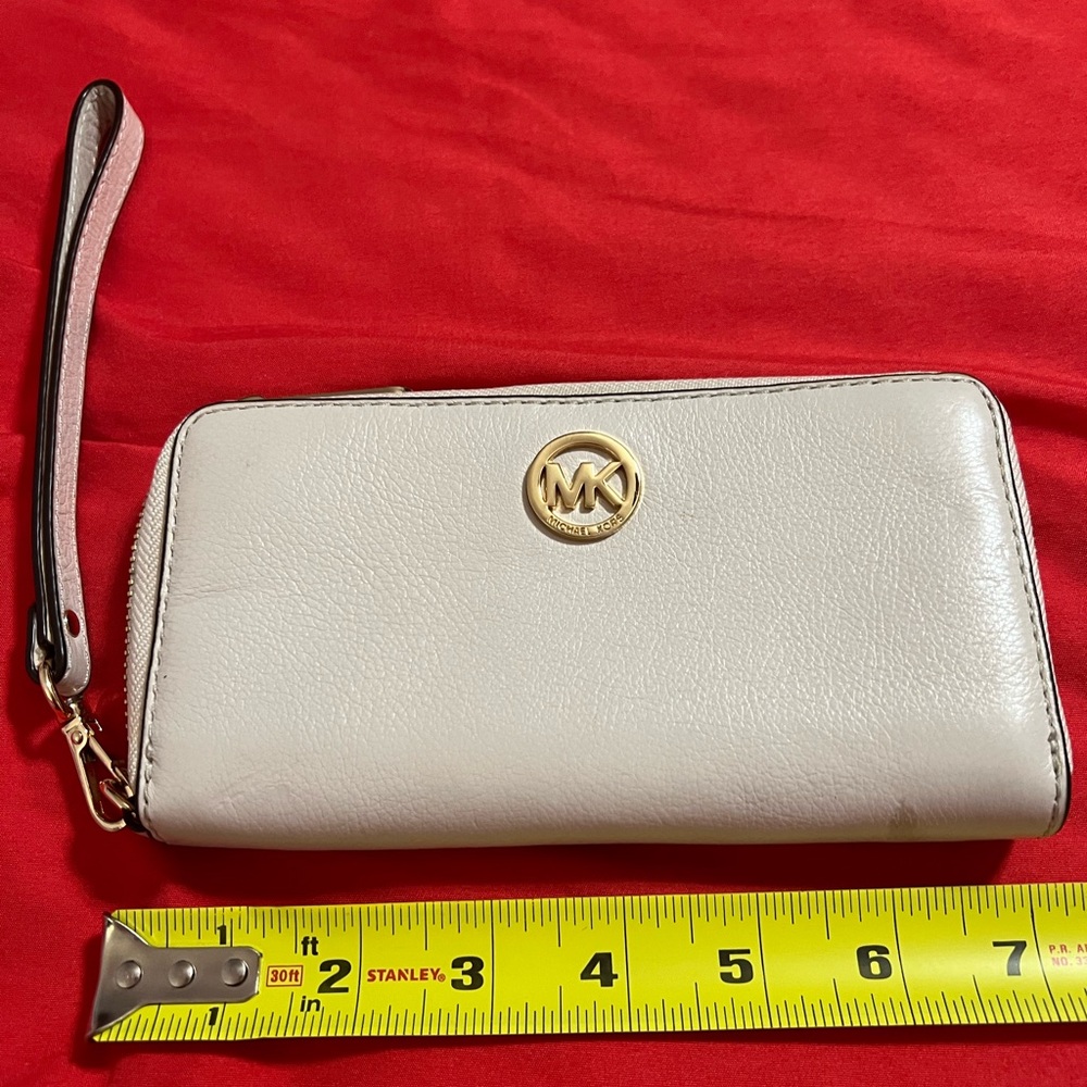 Wrist wallet